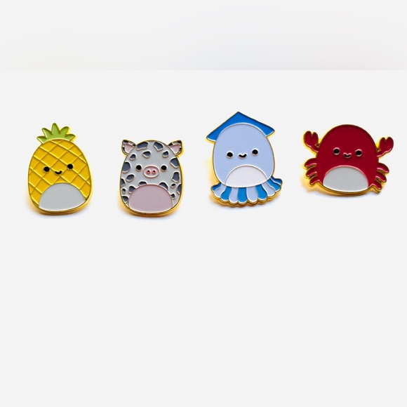 3530 SQUISHMALLOWS LE PIN COLLECTOR  BUNDLE - Picture 1 of 3